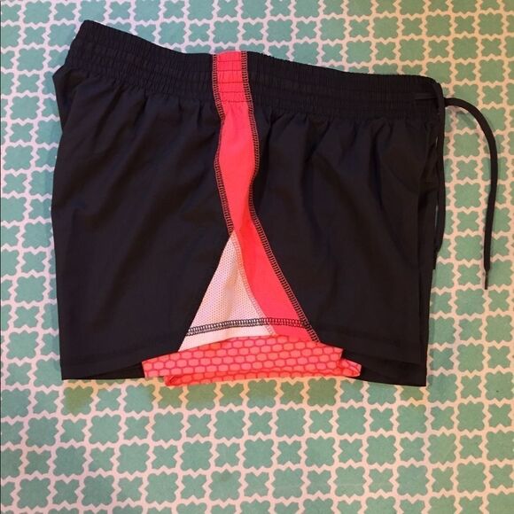 Champion 2-in-1 Shorts - Picture 3 of 7